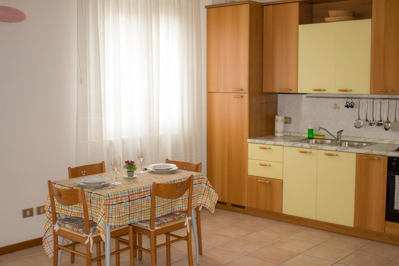 Appartamento Incantevole Con Parcheggio Gratuito 蒂拉诺 外观 照片